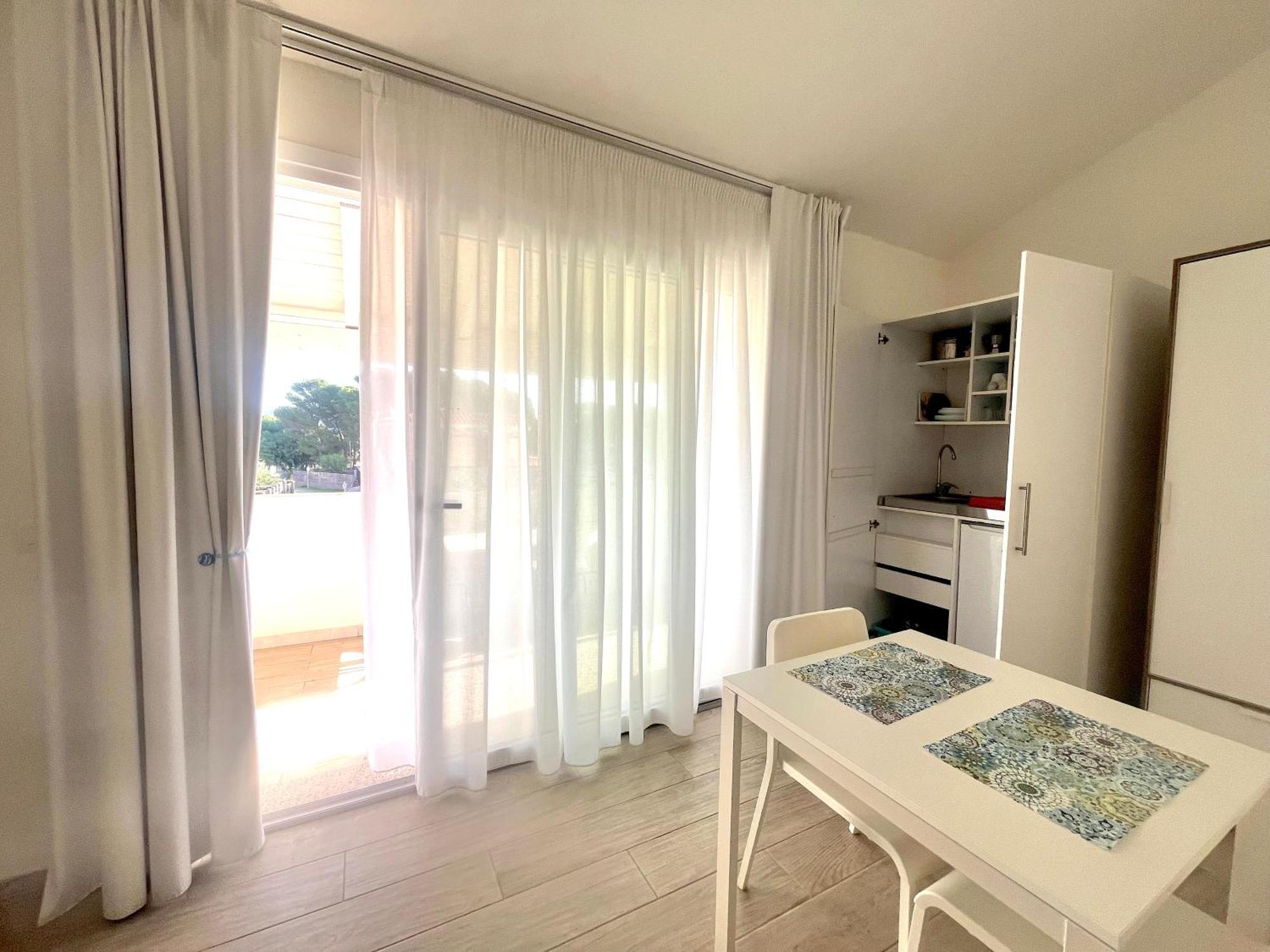 Case Vacanze "Bianco Mare" Porto Pino Luaran gambar