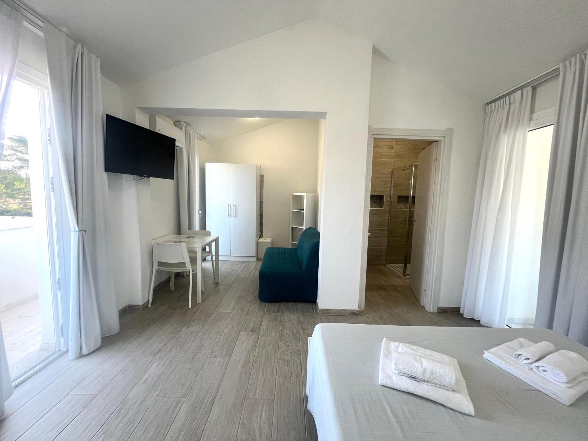 Case Vacanze "Bianco Mare" Porto Pino Bilik gambar